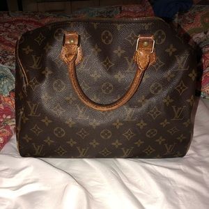 Authentic Lv